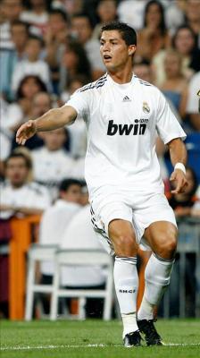 El Bernabeu tiene que esperar para ver la mejor version de este Madrid. Real Madrid (1) - Al-Ittihad (1)