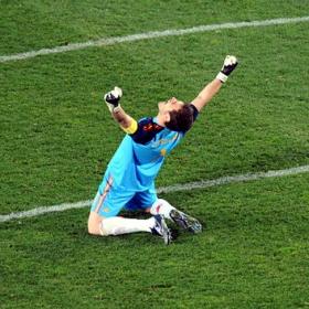 Casillas hace Historia con la roja en un Mundial. Paraguay (0) - España (1)